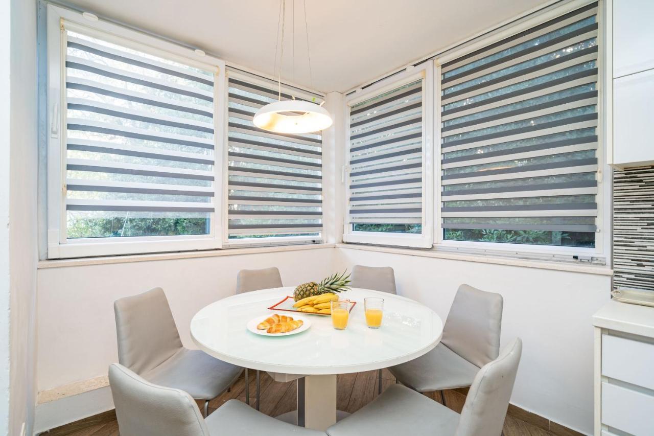 Spacious Two Bedroom Apartment Dubrovnik Eksteriør billede